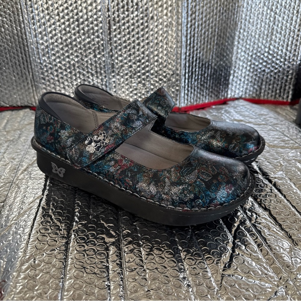 Alegria Black Flats Comfortable Loafers size 41